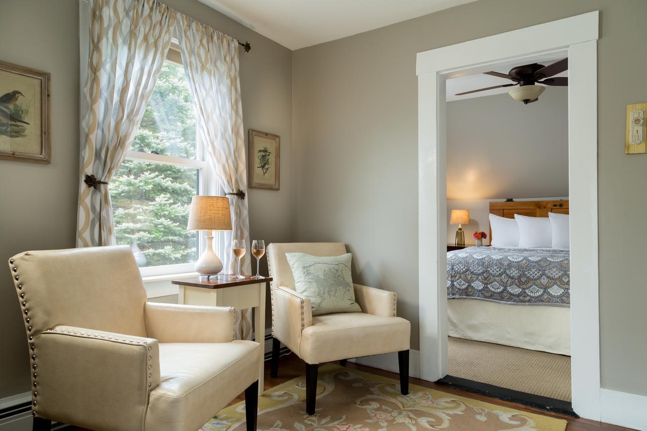 Squam Lake Inn Holderness Bagian luar foto